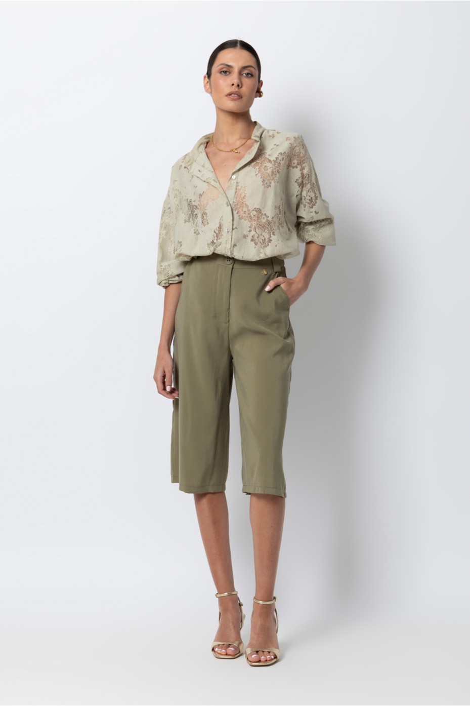 CROP PANTS WITH ELASTIC BACK