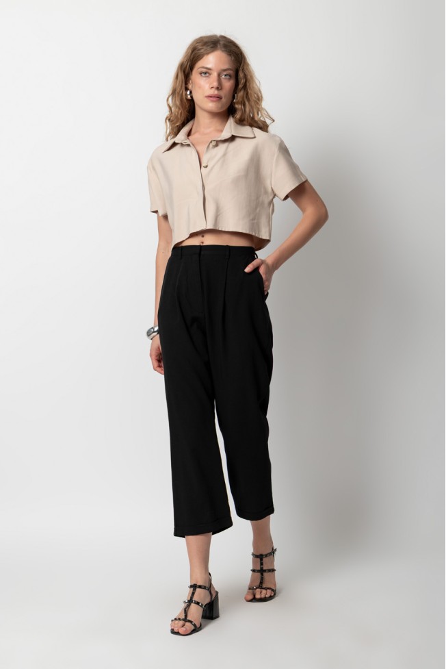 SHORT SLEEVE CROP SHIRT