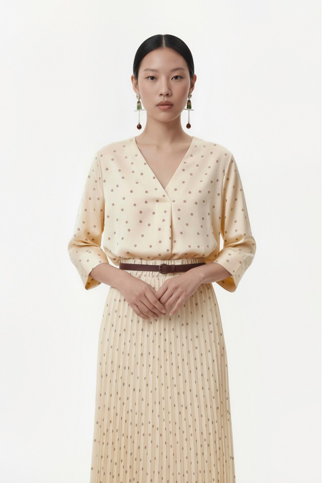 POLKA DOT V-NECK BLOUSE WITH CROCHET