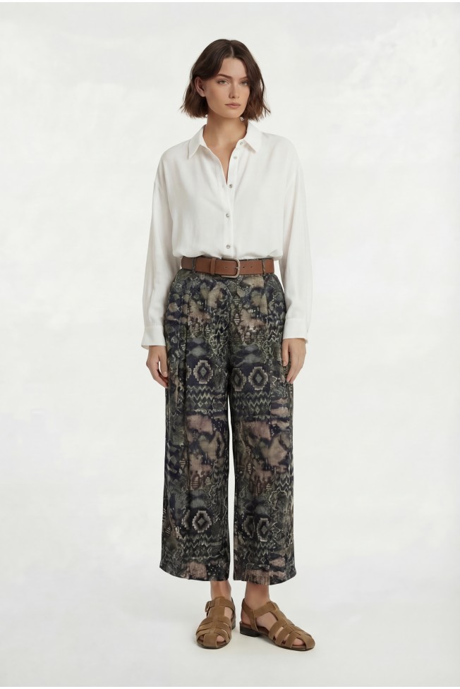 OVERSIZED SHIRT WITH BACK PLEAT