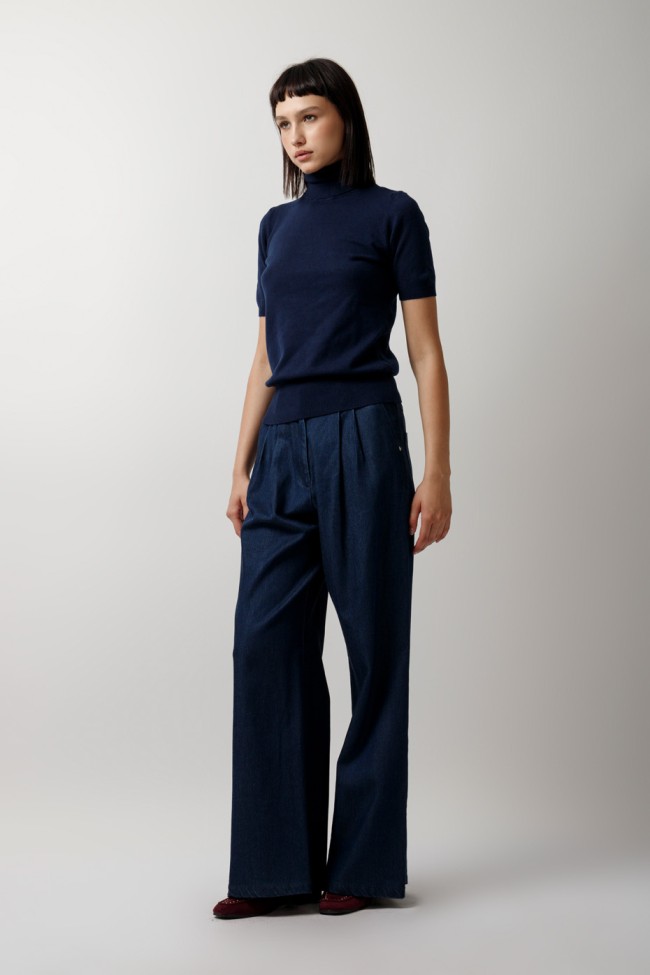 KNITTED BLOUSE WITH HALTER