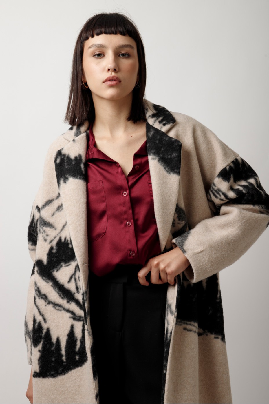 OVERSIZED PRINTED COAT