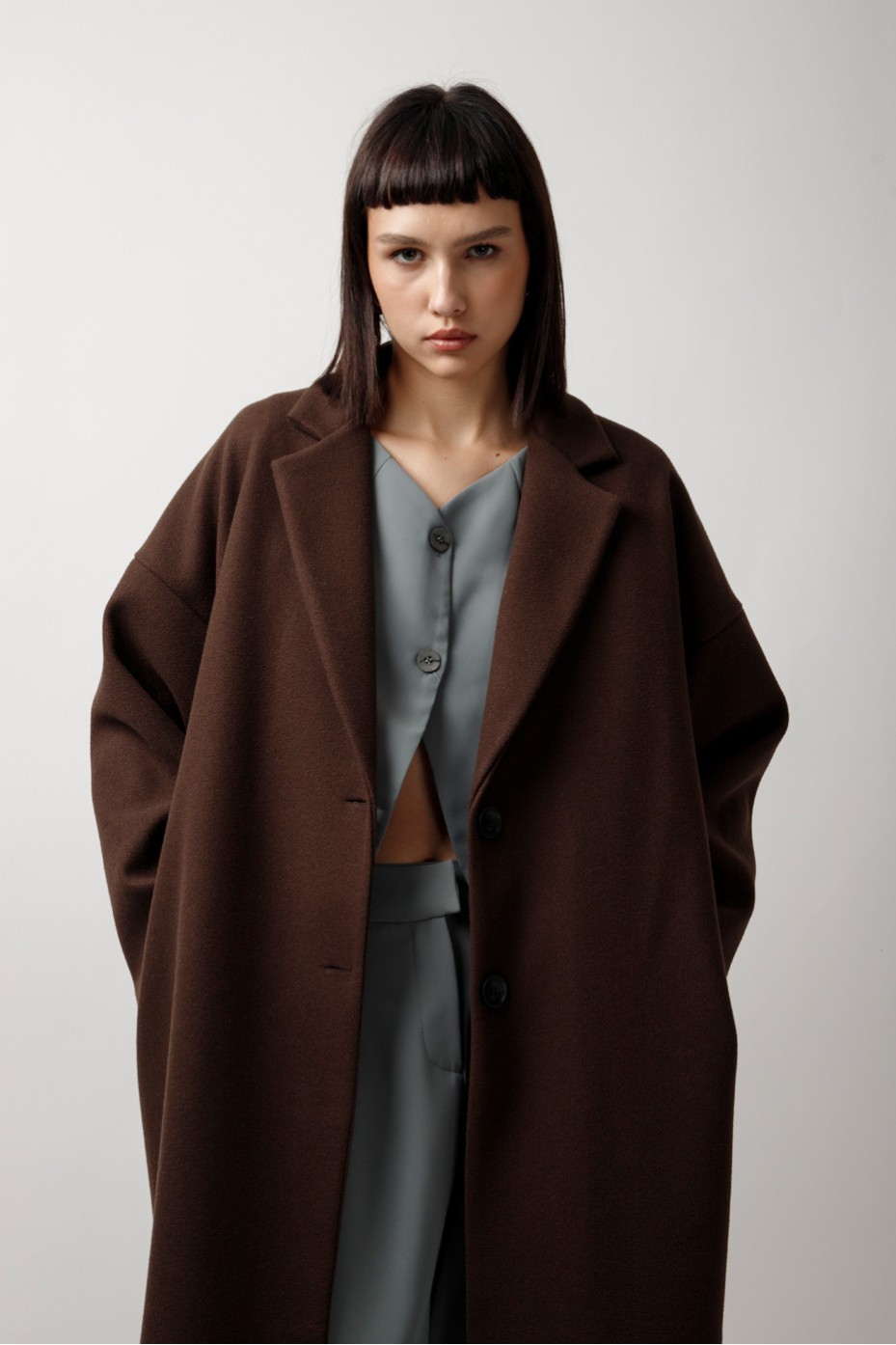 OVERSIZED MONOCHROME COAT