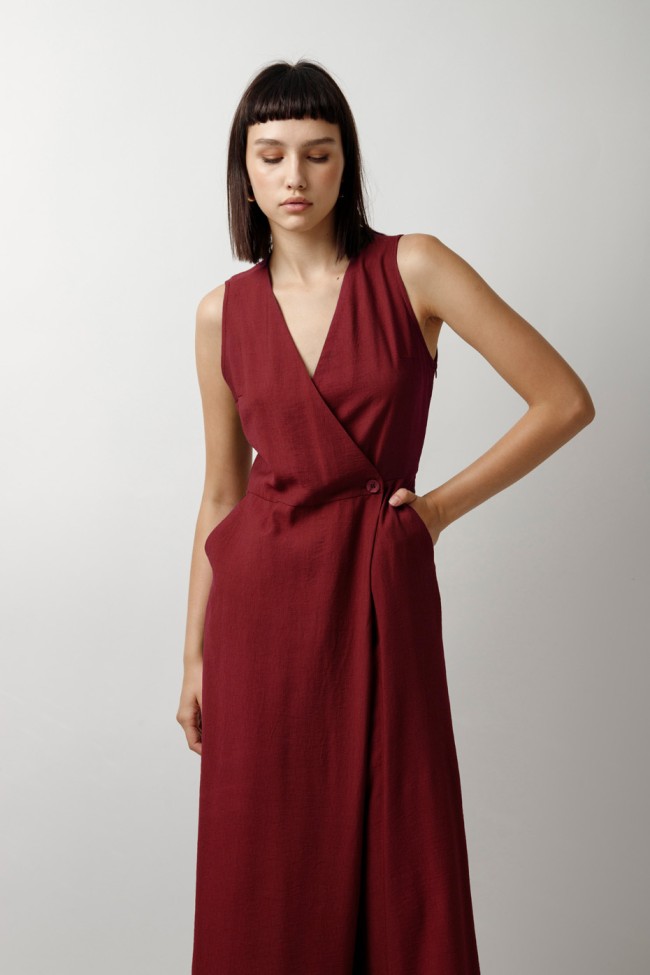 SLEEVELESS JUMPSUIT