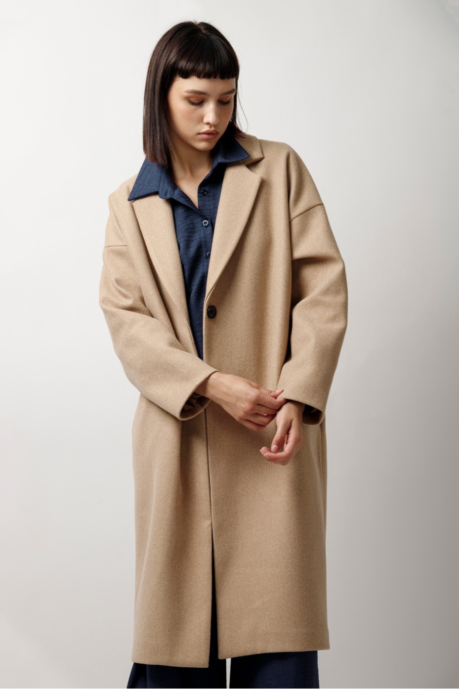 OVERSIZED MONOCHROME COAT
