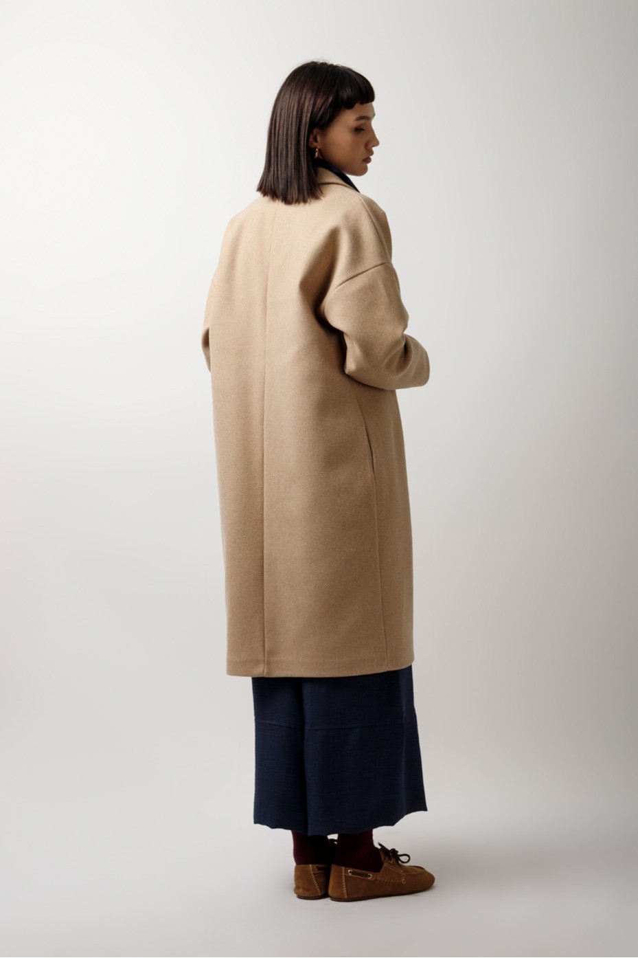 OVERSIZED MONOCHROME COAT