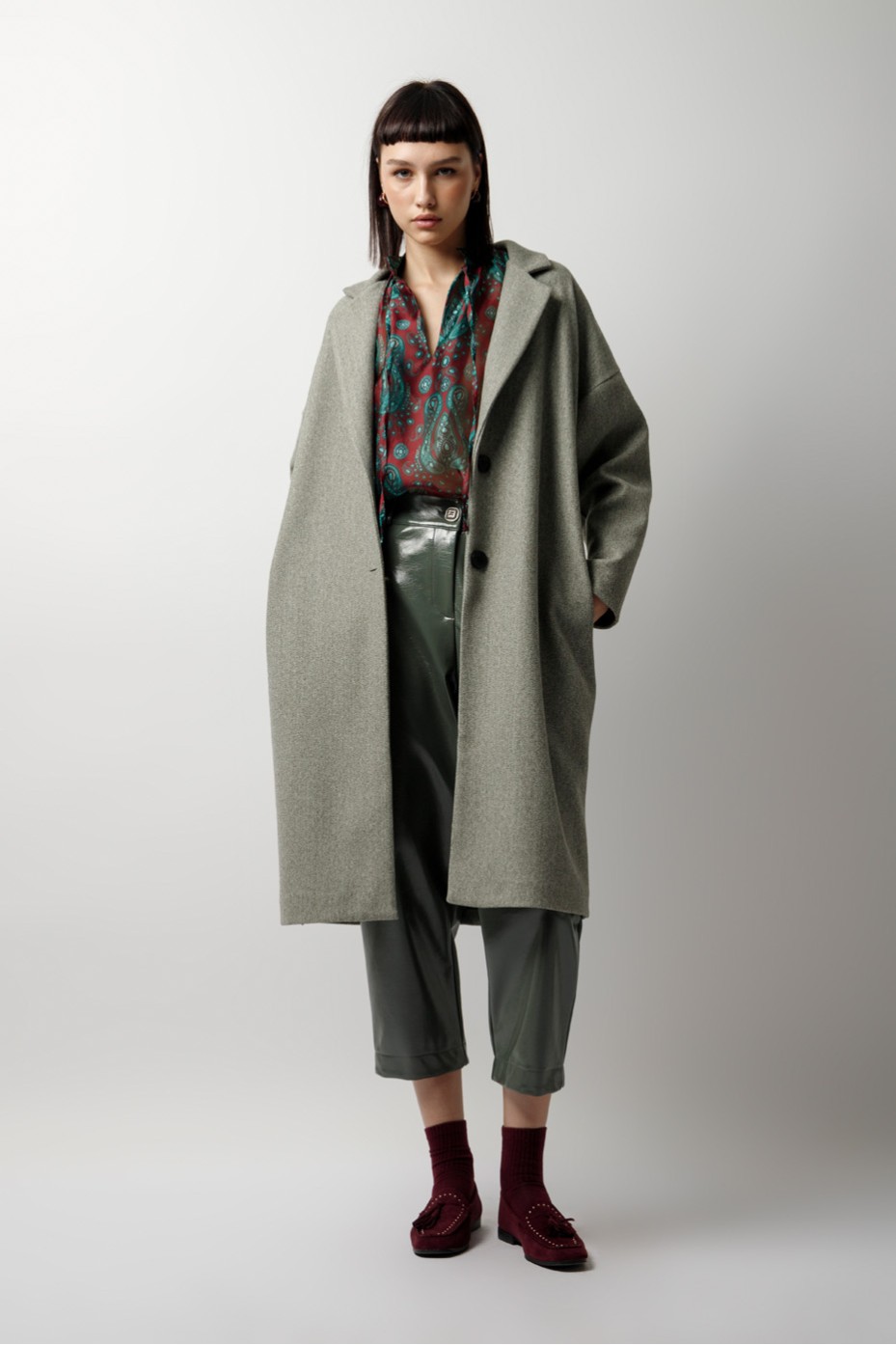 OVERSIZED MONOCHROME COAT