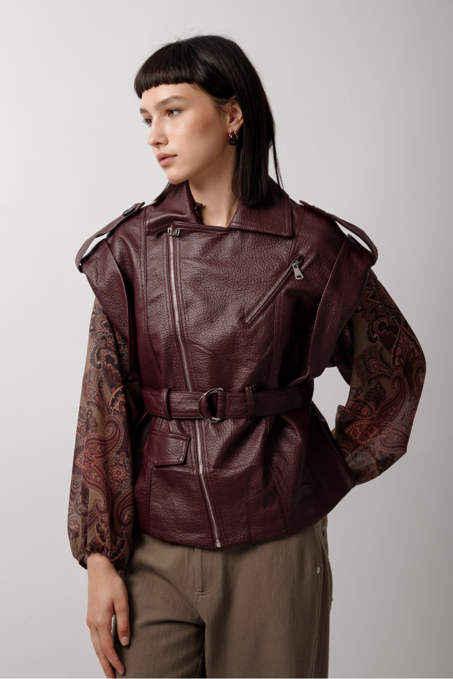 LEATHER VEST WITH BELT