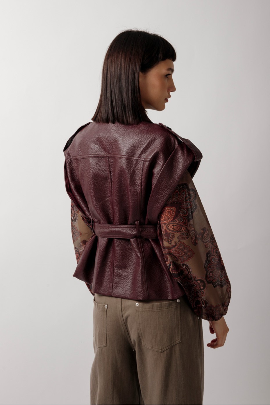 LEATHER VEST WITH BELT