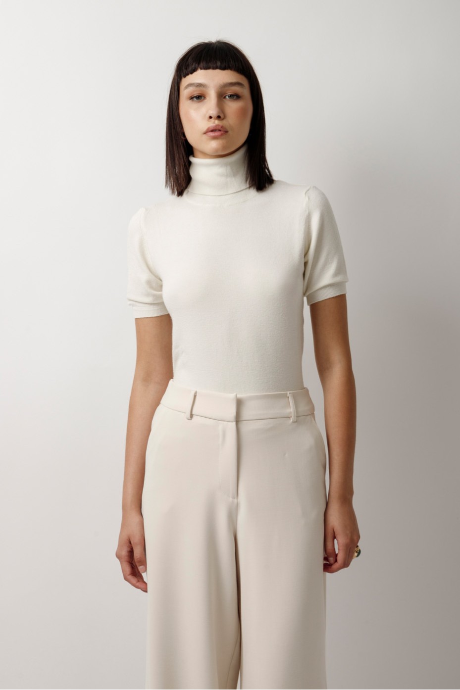 KNITTED BLOUSE WITH HALTER
