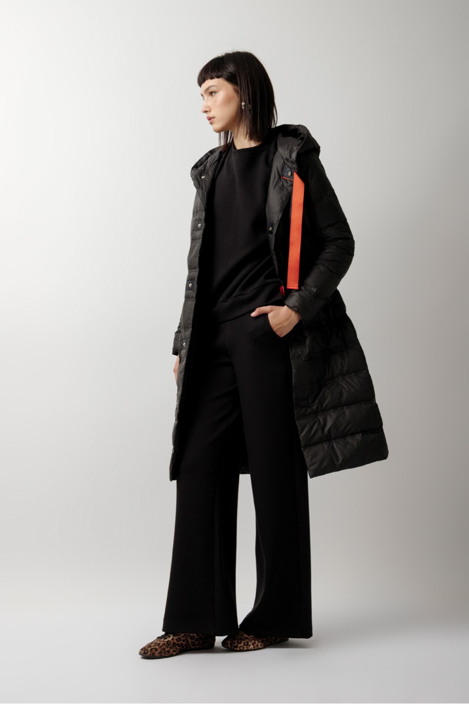 SWEATSHIRT AND JOGGERS SET