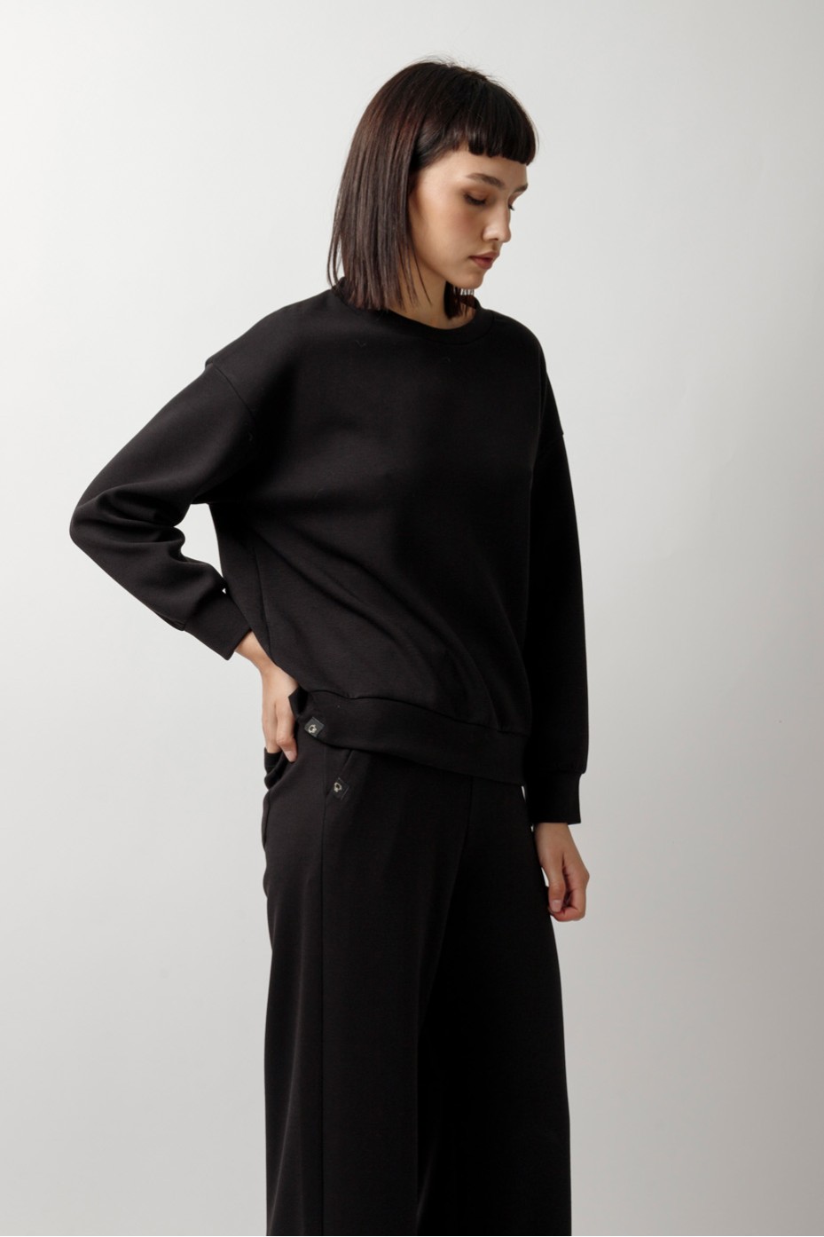 SWEATSHIRT AND JOGGERS SET