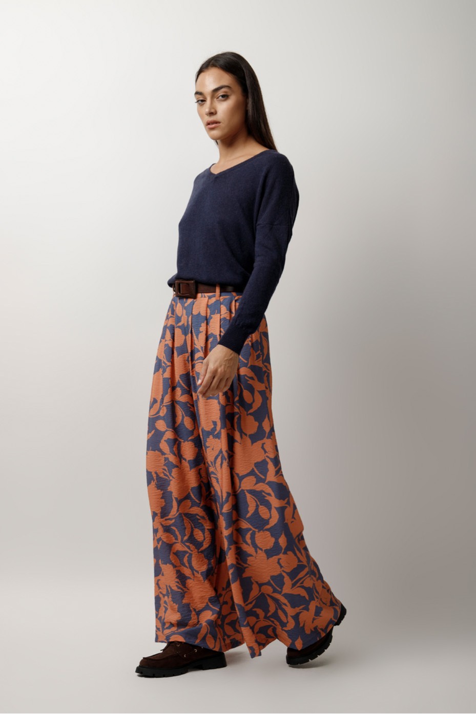 PRINTED PANTS WITH PLEATS