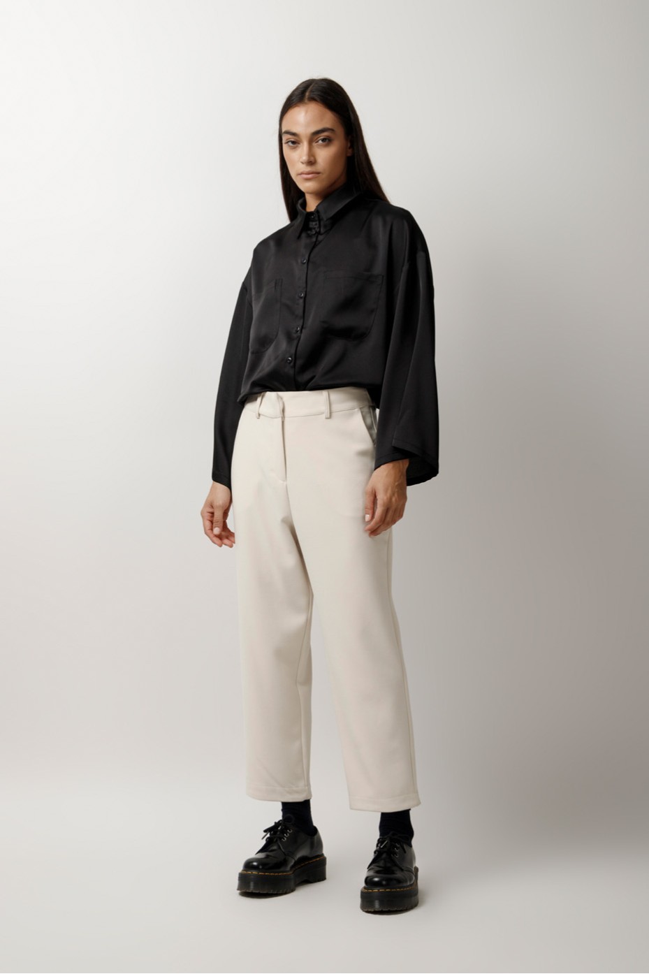 CROP PANTS WITH ELASTIC