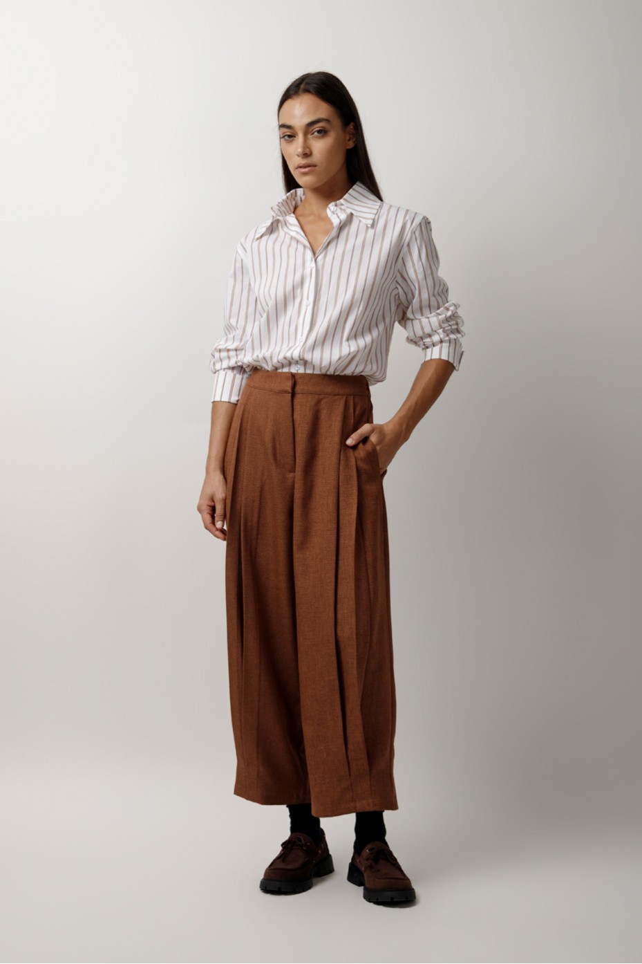 BUGGY PANTS WITH ELASTIC