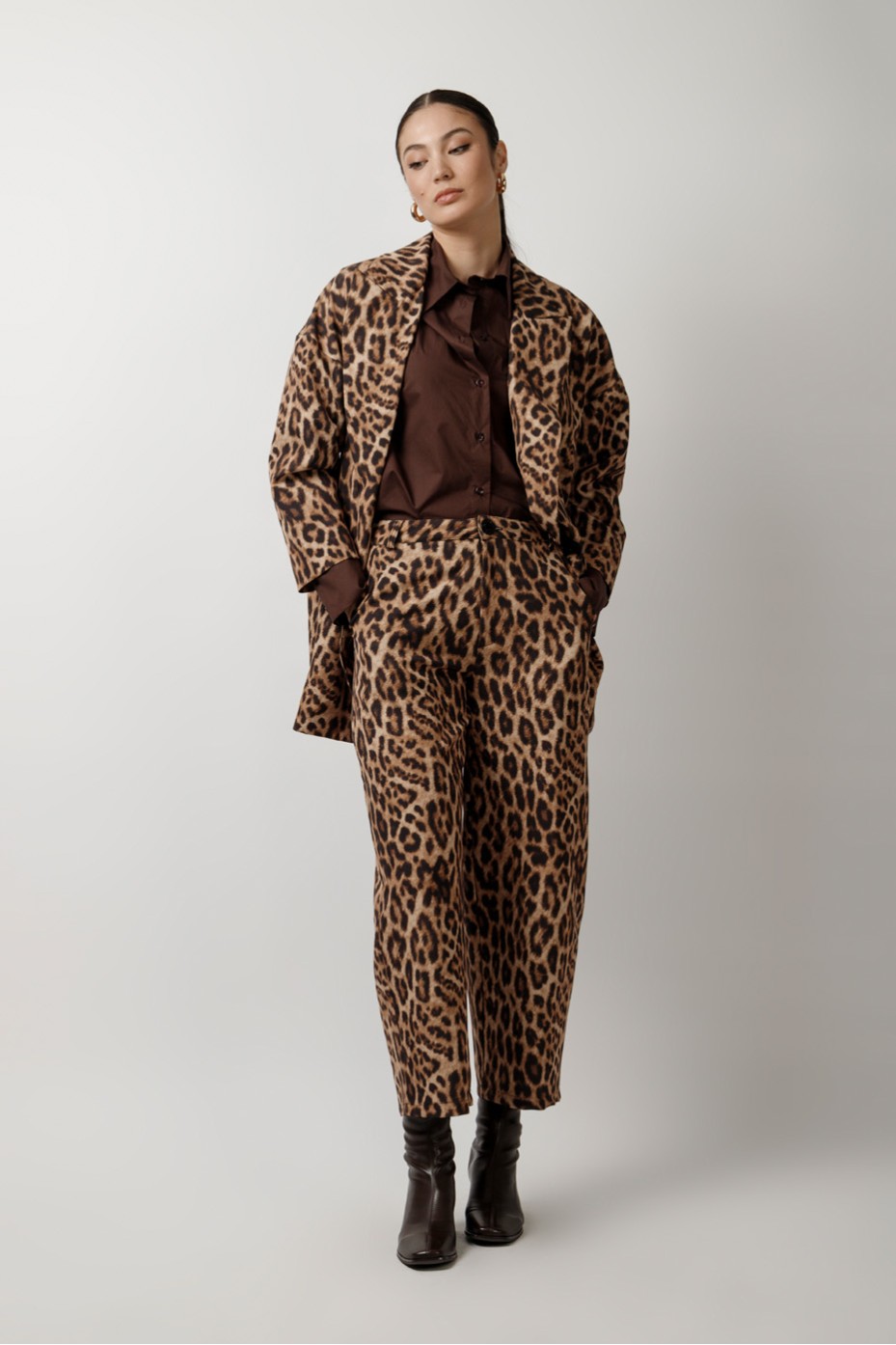 ANIMAL PRINT CROP PANTS