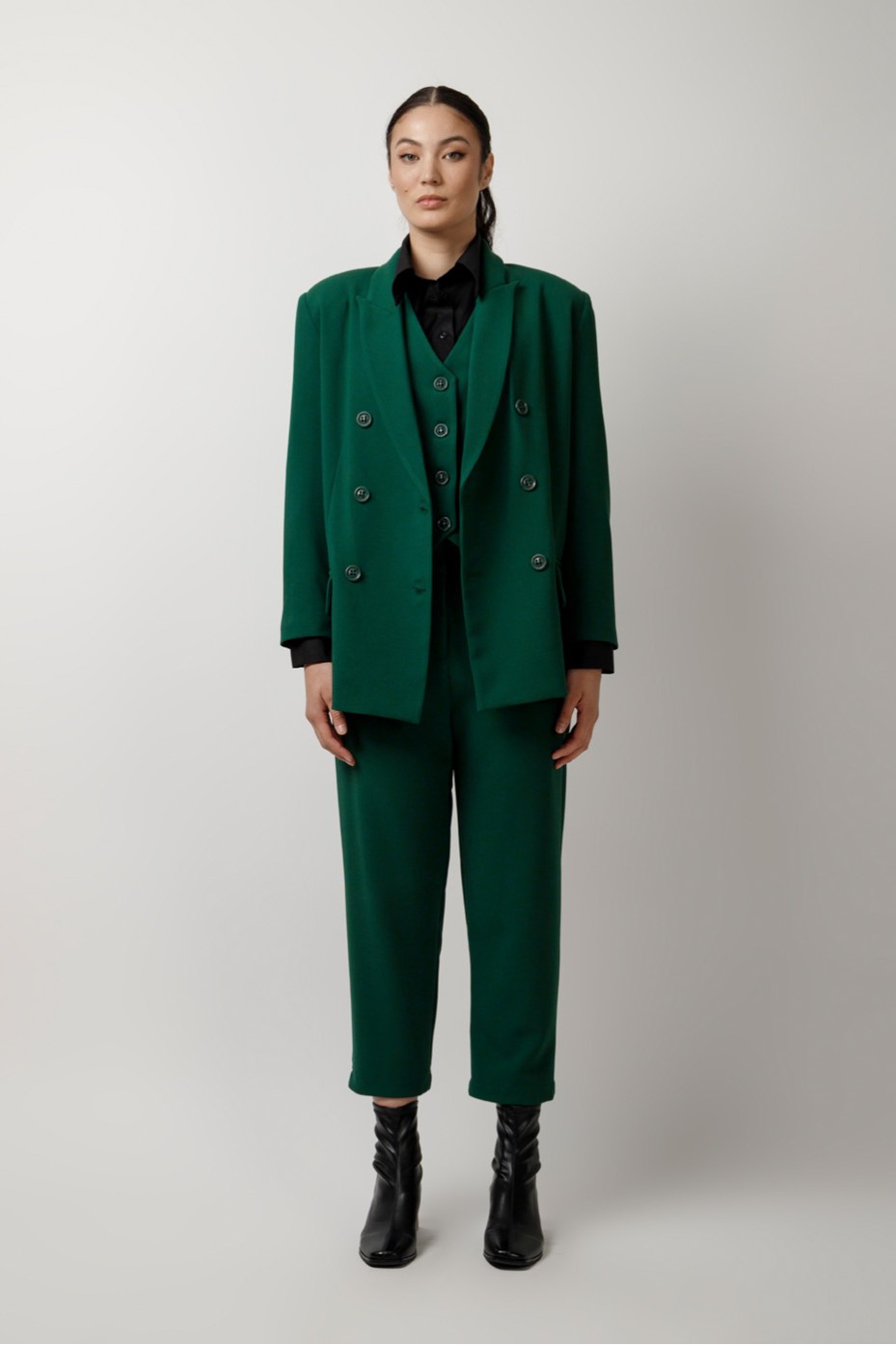 CROSS-BACK BLAZER