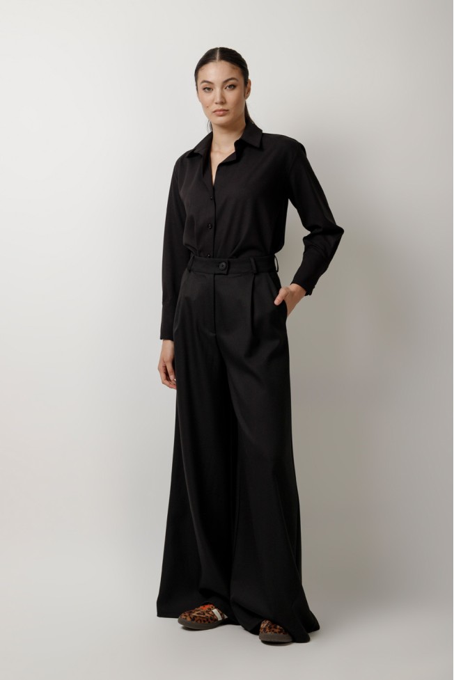 LONG SLEEVE SHIRT WITH BACK PLEAT