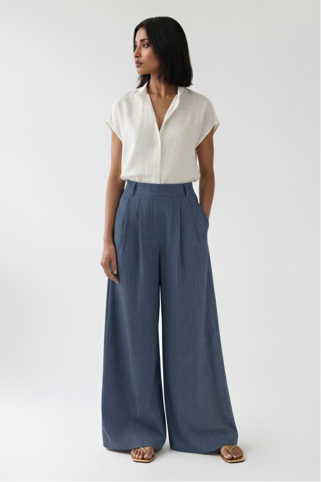 STRIPED TR PANTS WITH PLEATS