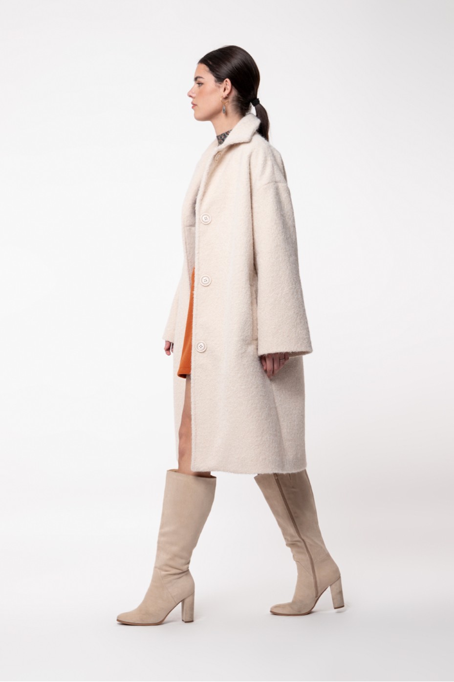 LONG COAT WITH WIDE SLEEVES