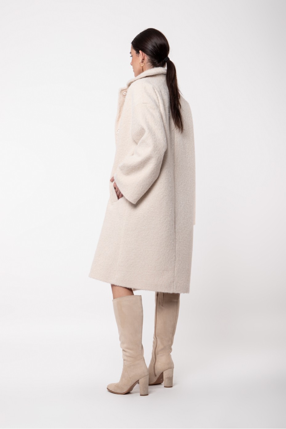 LONG COAT WITH WIDE SLEEVES