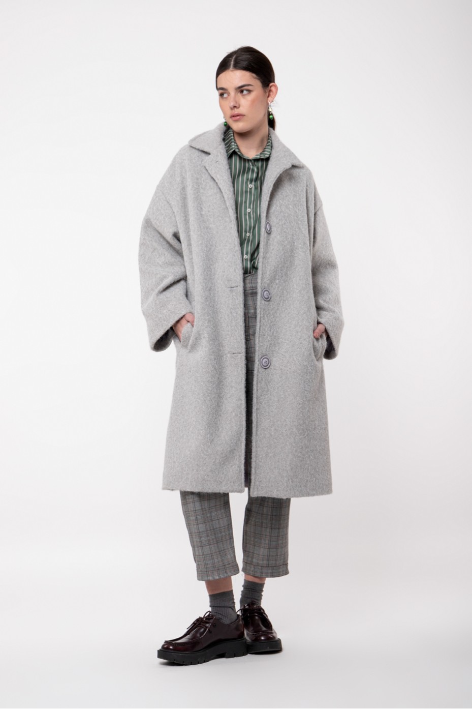 LONG COAT WITH WIDE SLEEVES