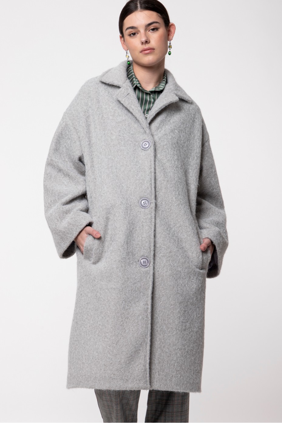 LONG COAT WITH WIDE SLEEVES