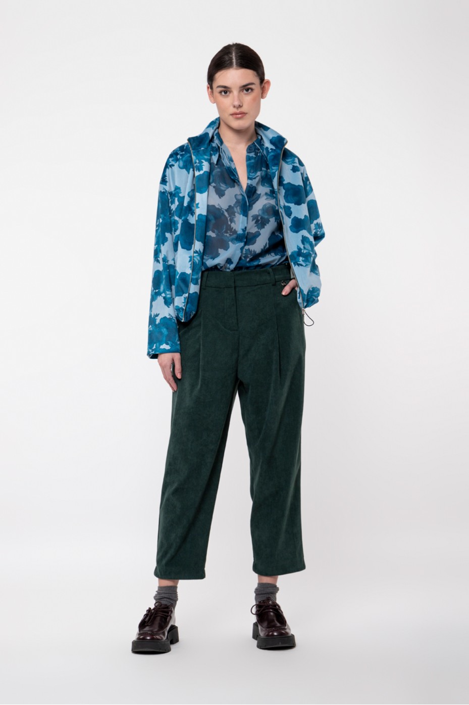 CROPPED CORDUROY PANTS