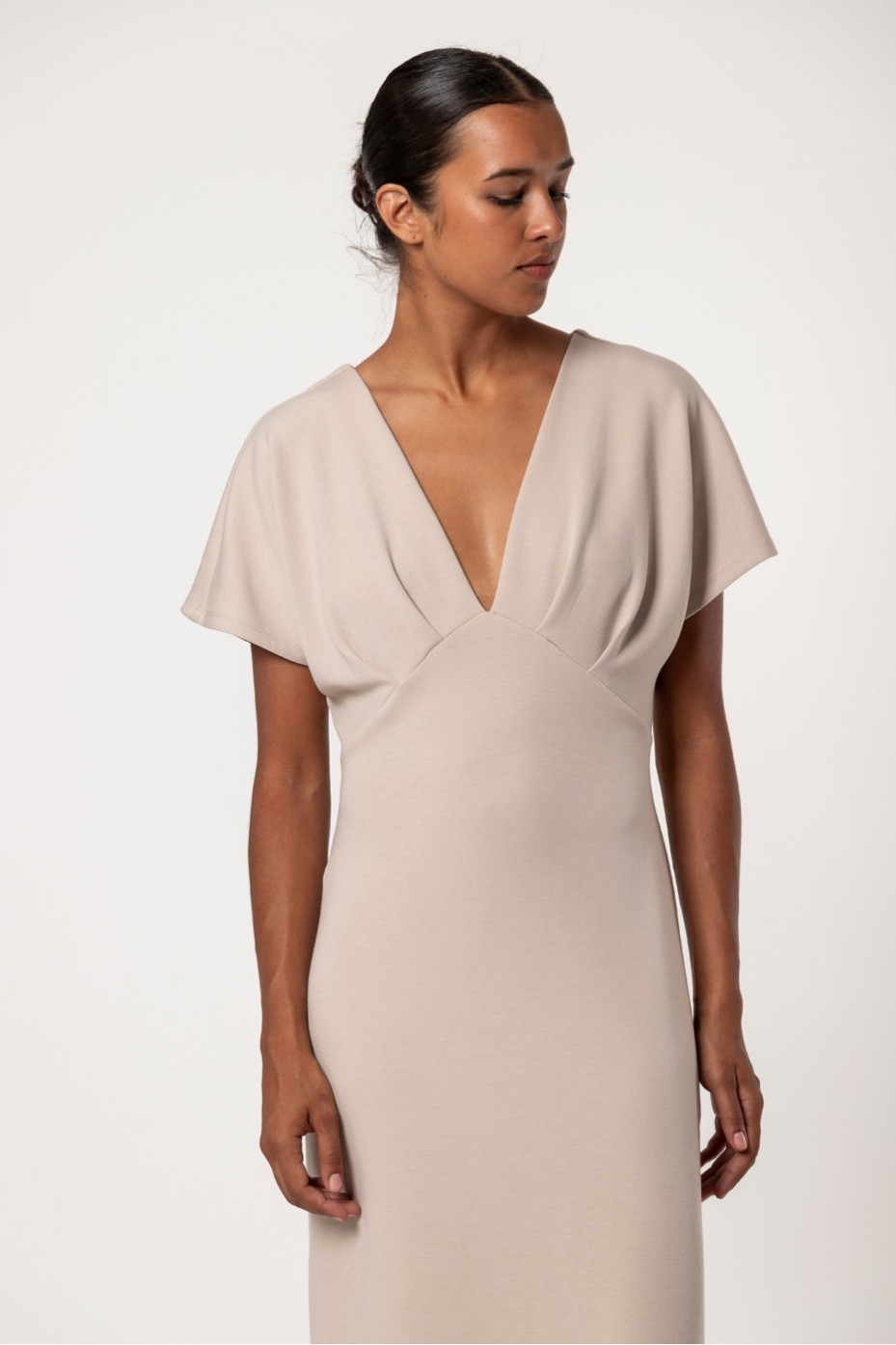 SHORT SLEEVE MIDI DRESS