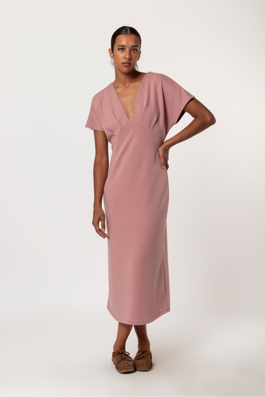 SHORT SLEEVE MIDI DRESS