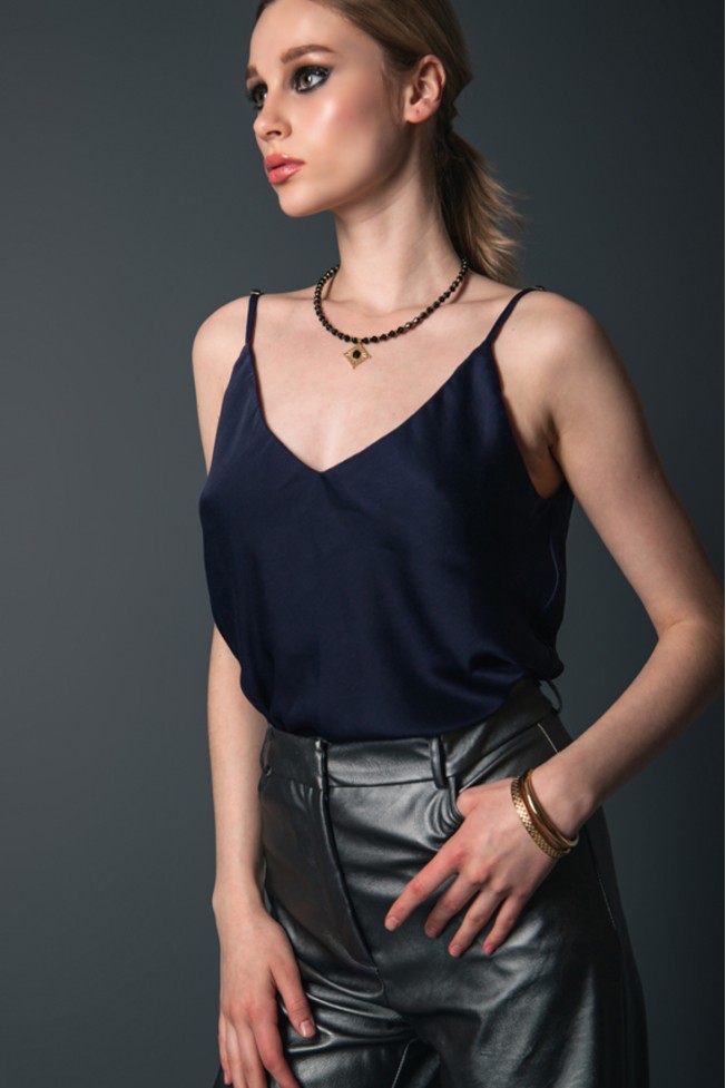 SILKY STRAPPY TOP
