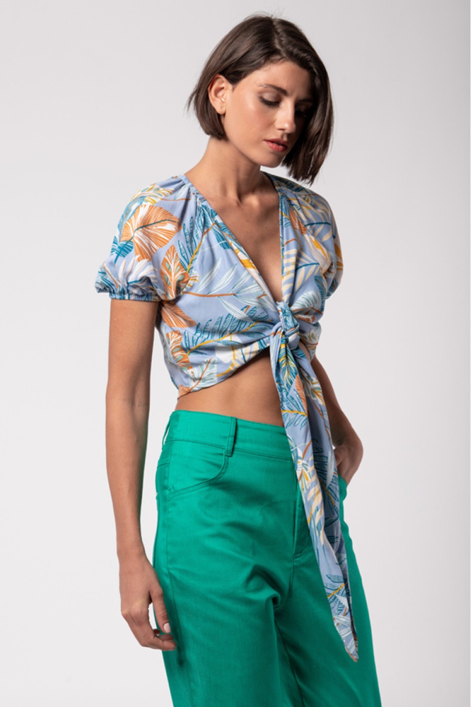 ΦΛΟΡΑΛ CROP TOP  ΚΡΟΥΑΖΕ