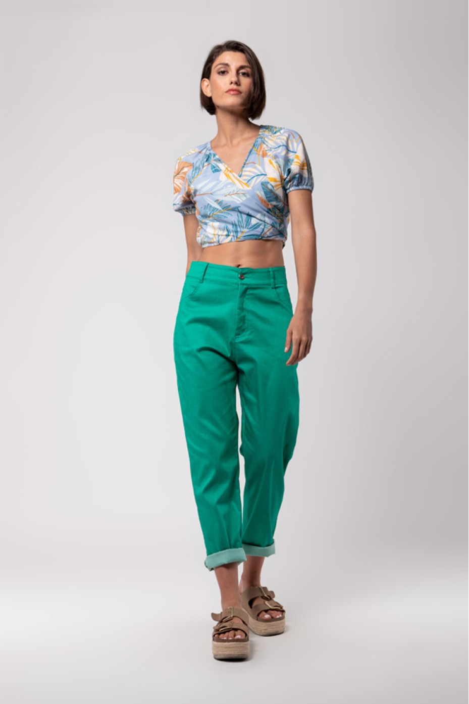ΦΛΟΡΑΛ CROP TOP  ΚΡΟΥΑΖΕ
