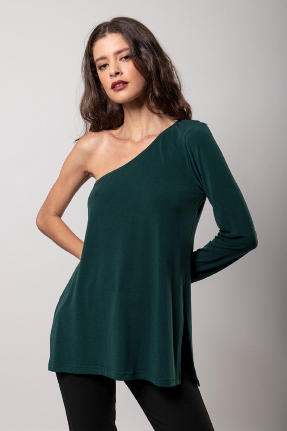 ELASTIC ONE SHOULDER TOP