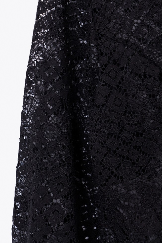 CROP TOP ΜΕ ΔΑΝΤΕΛΑ ZOE BLACK