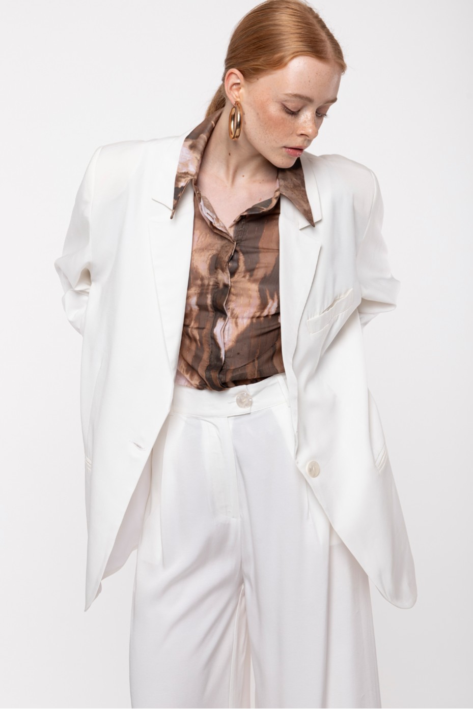 OVERSIZED SUIT JACKET
