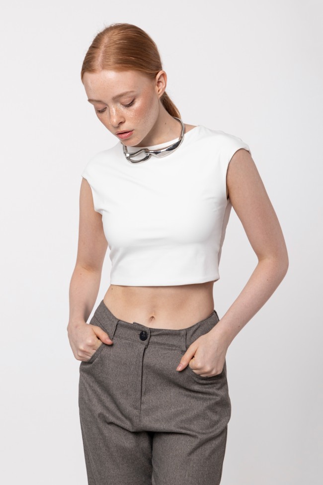 CROP TOP WITH SHORT SLEEVE