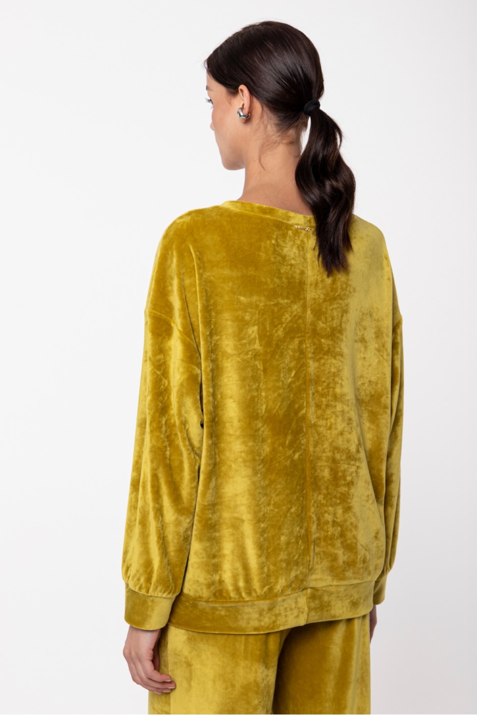 VELVET LONG SLEEVE BLOUSE