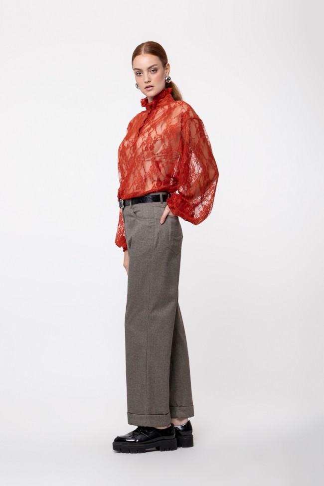 LONG SLEEVE LACE BLOUSE