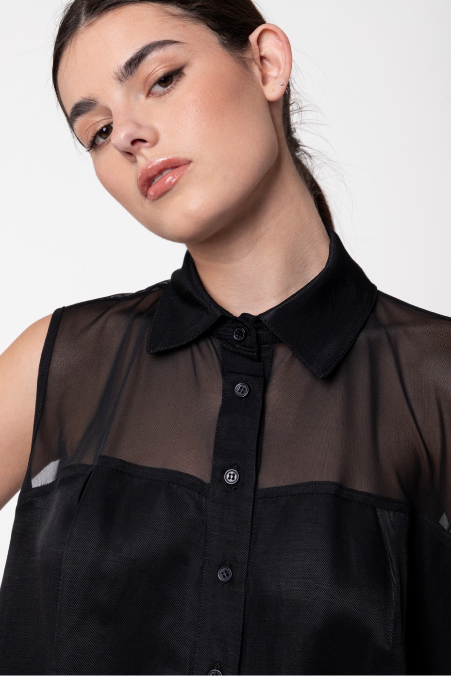 SHEER TOP WITH COLLAR