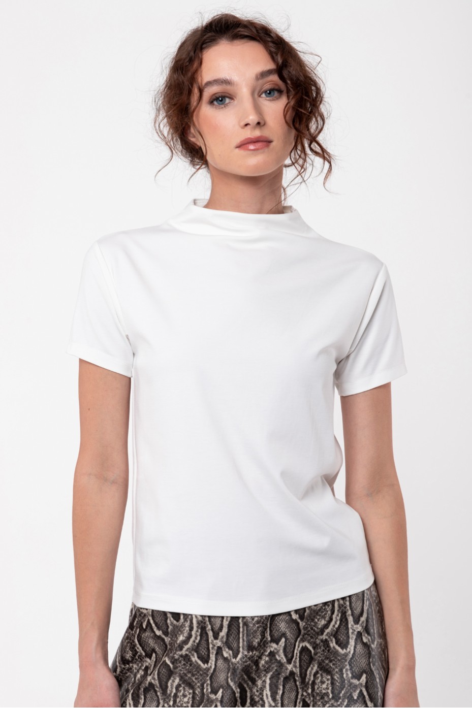 SHORT SLEEVE TOP