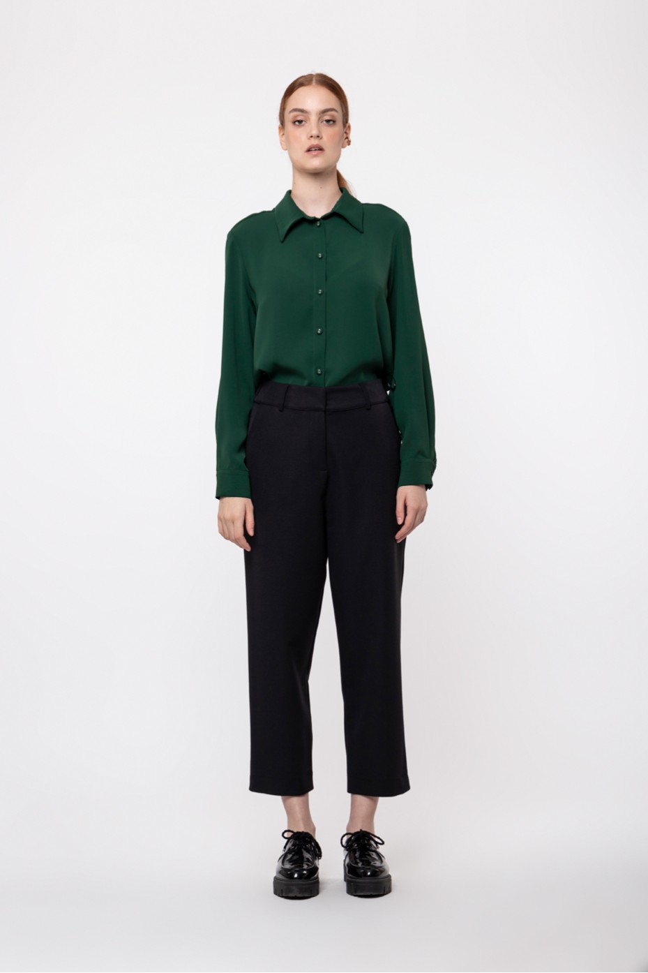 CROPPED TROUSERS WITH ELASTIC BACK