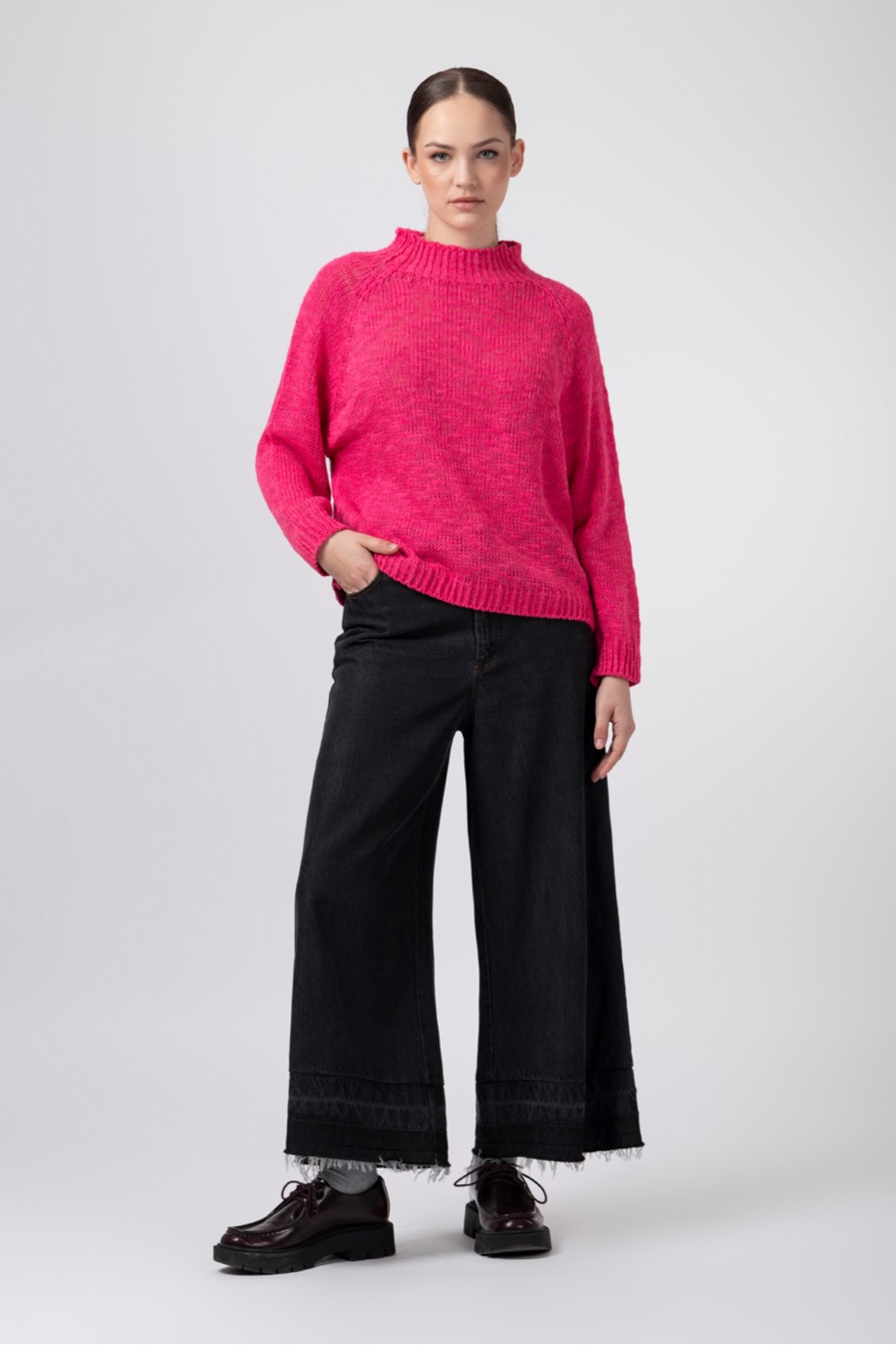 KNIT OVERSIZED BLOUSE
