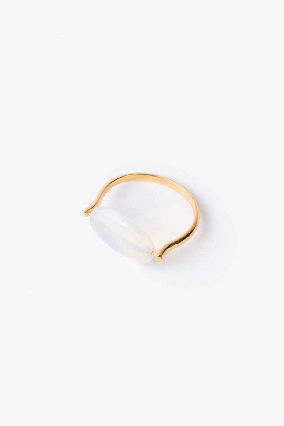 MOONSTONE RING