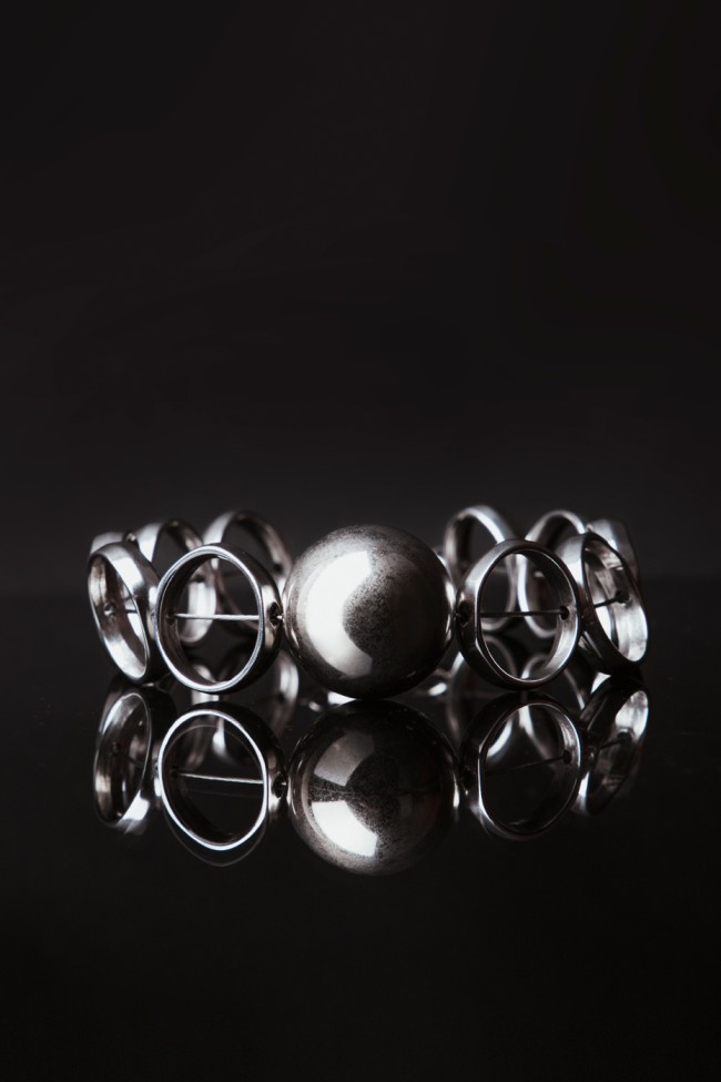BRACELET WITH HOOPS