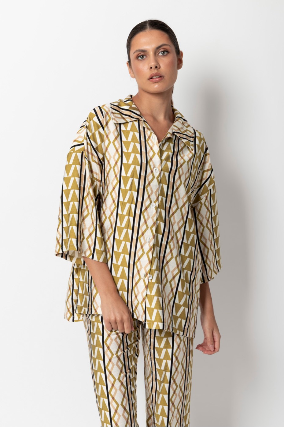 ΠΟΥΚΑΜΙΣΟ ΕΜΠΡΙΜΕ OVERSIZED