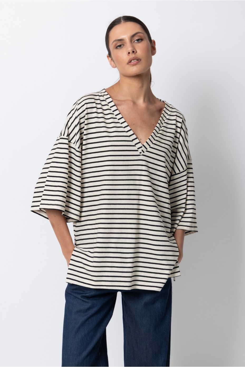 ΜΠΛΟΥΖΑ ΡΙΓΕ OVERSIZED ΜΕ V