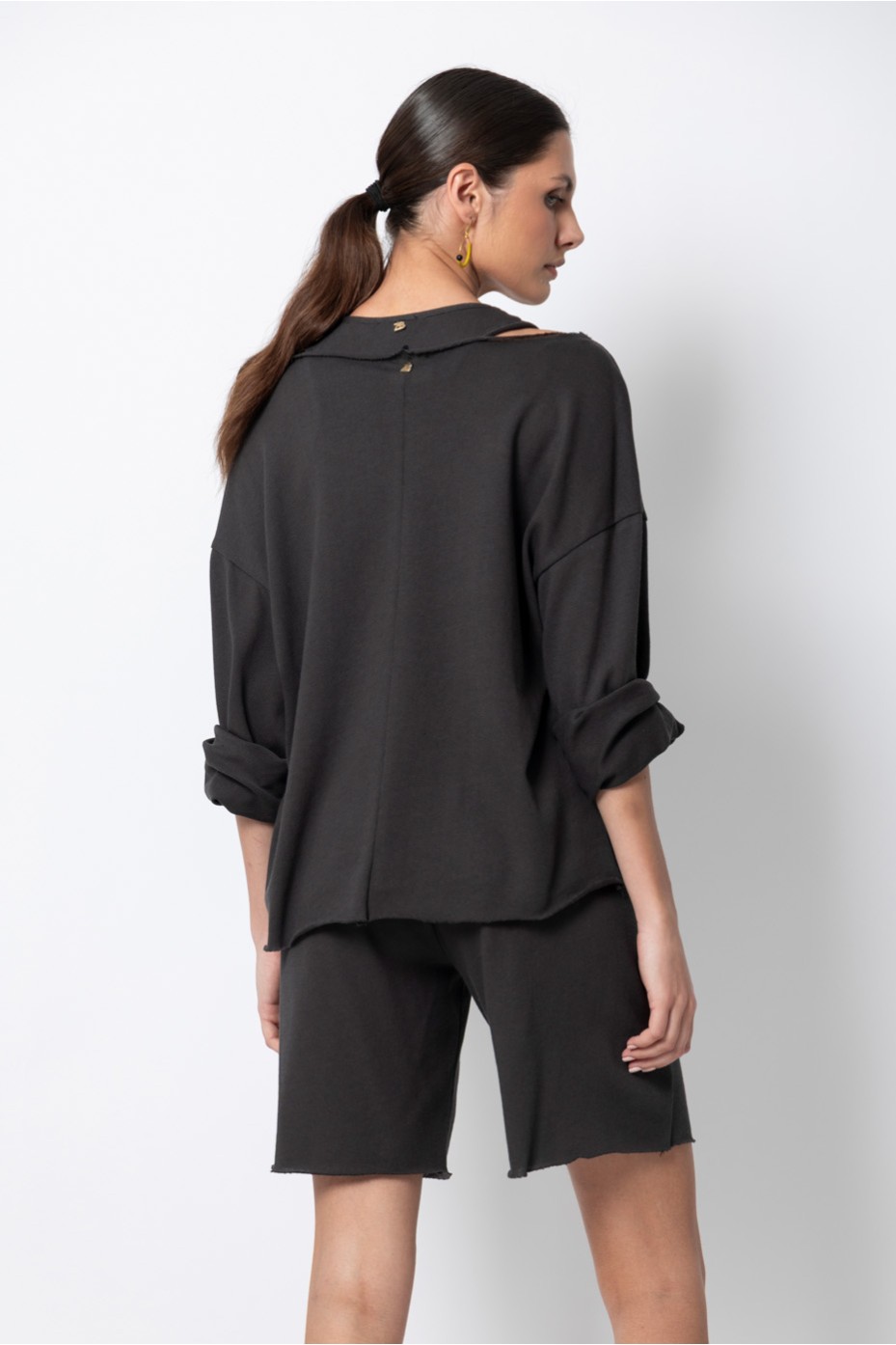 LONG SLEEVE CROP TOP