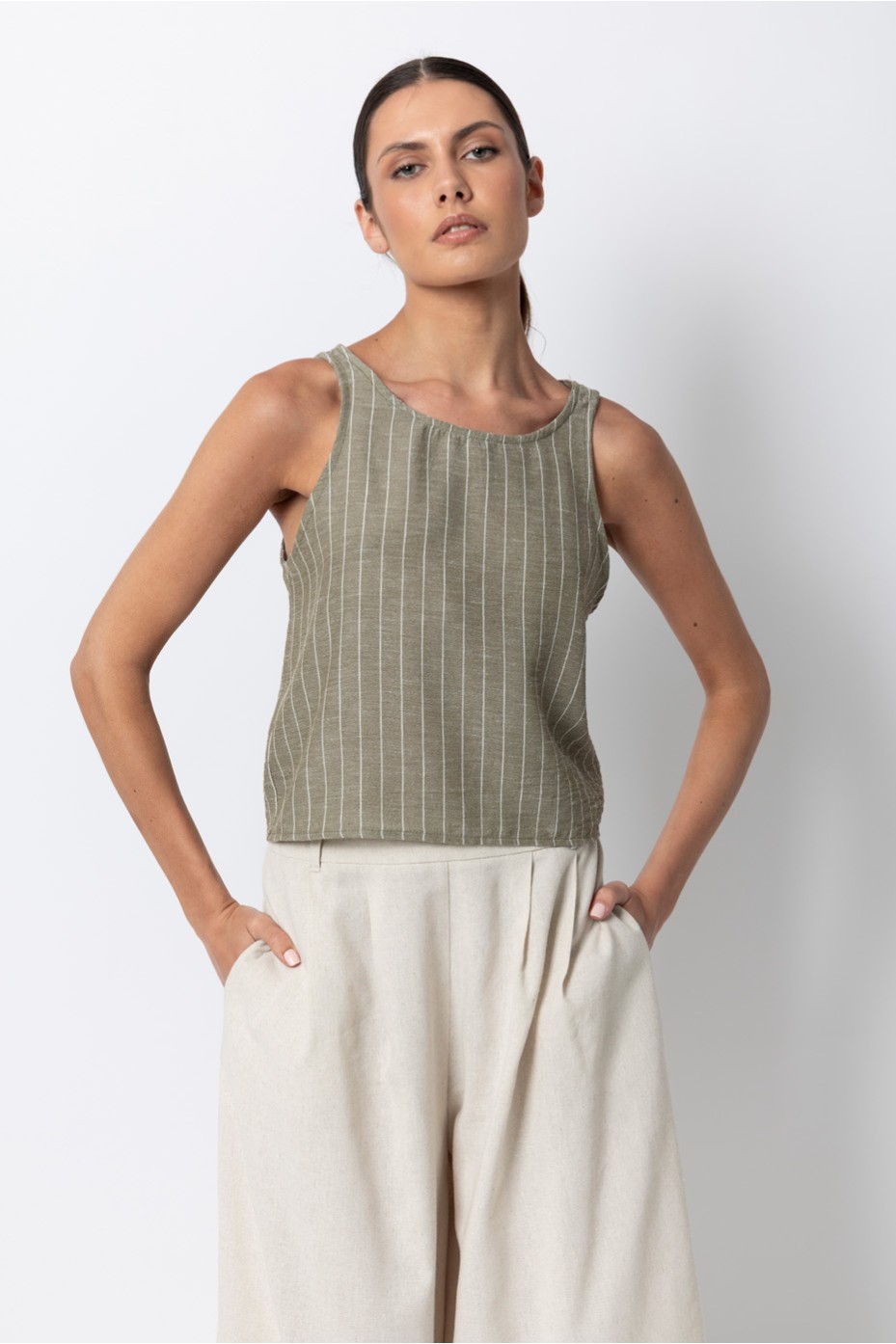 STRIPPED CROP BLOUSE