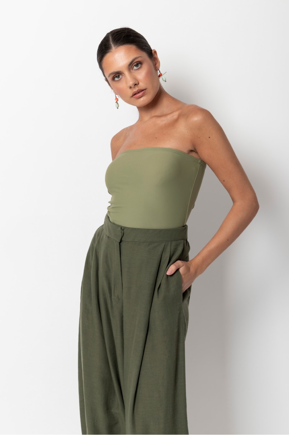 ΜΠΛΟΥΖΑ STRAPLESS ΕΛΑΣΤΙΚΗ